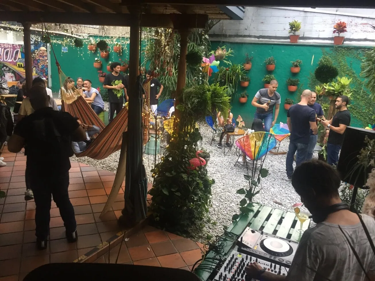 Encuentros en el jardín